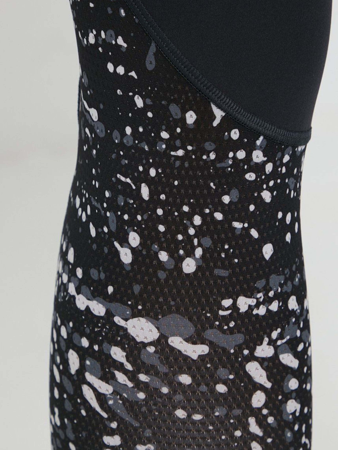 Штани Reebok Running Printed модель GS1938 Штани Reebok Running Printed модель GS1938 Фото