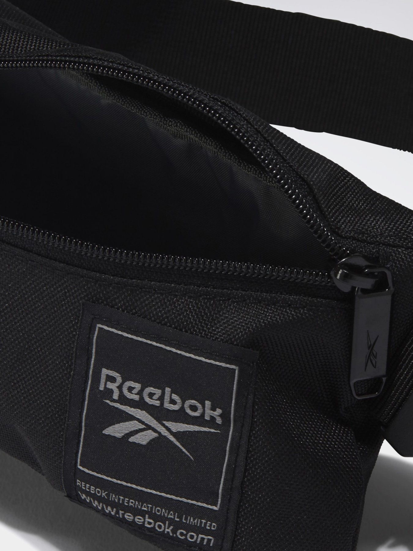 Сумки Reebok WORKOUT READY модель GP0186 Фото