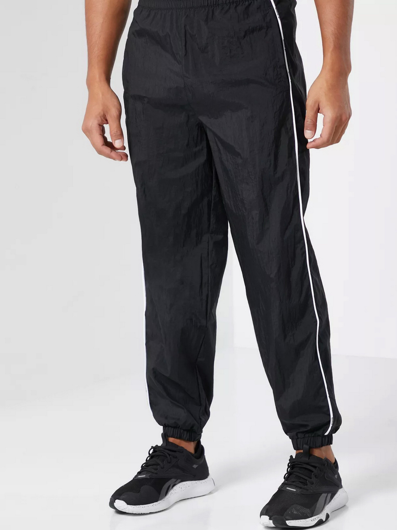 Костюмы Reebok Training Essentials Piping Track модель GS9309 Фото