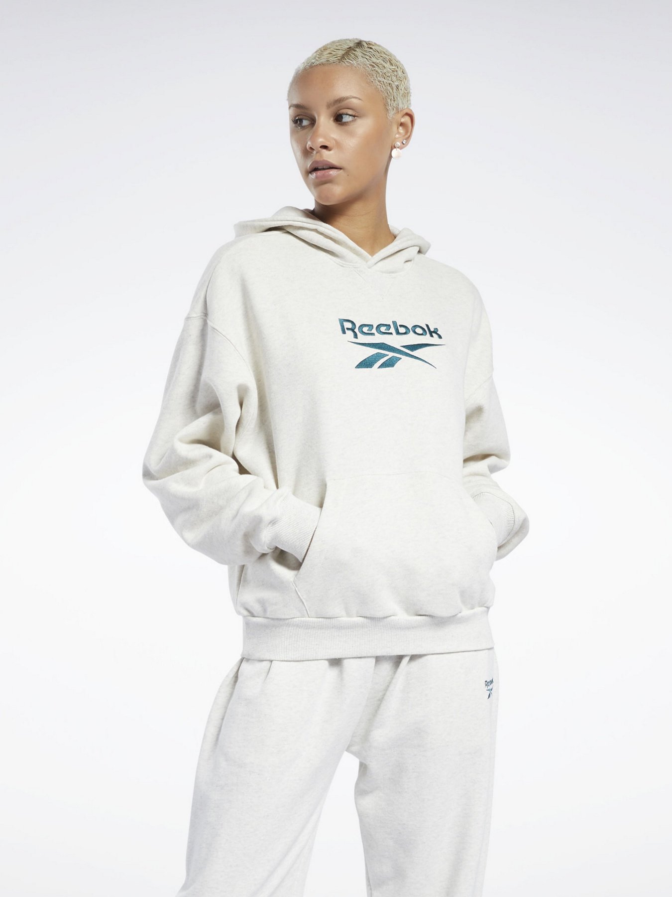 Худі та світшоти Reebok CL F BIG LOGO FT HOODIE модель GS1738 Фото