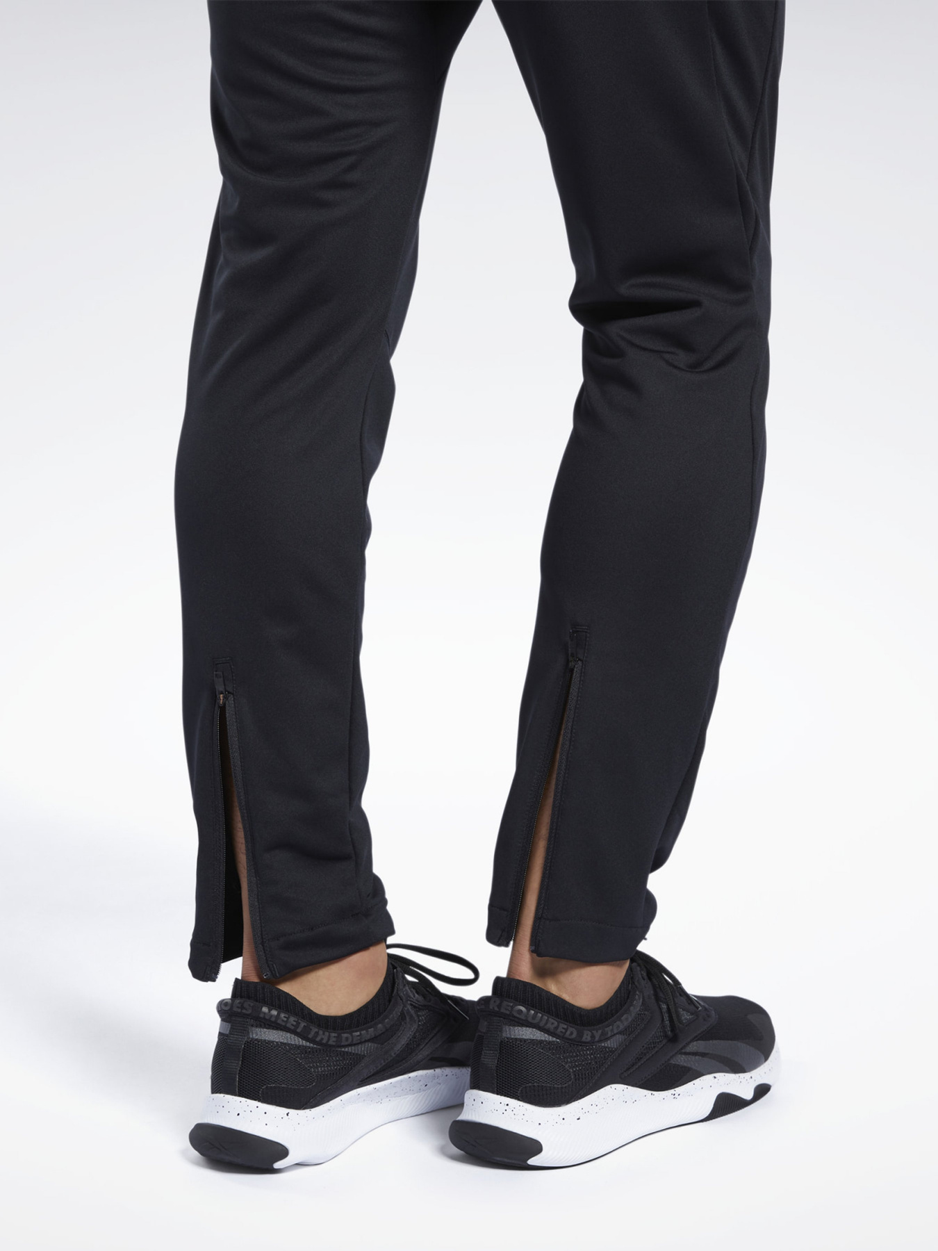 Брюки Reebok Workout Ready Knit модель FJ4057 Брюки Reebok Workout Ready Knit модель FJ4057 Фото