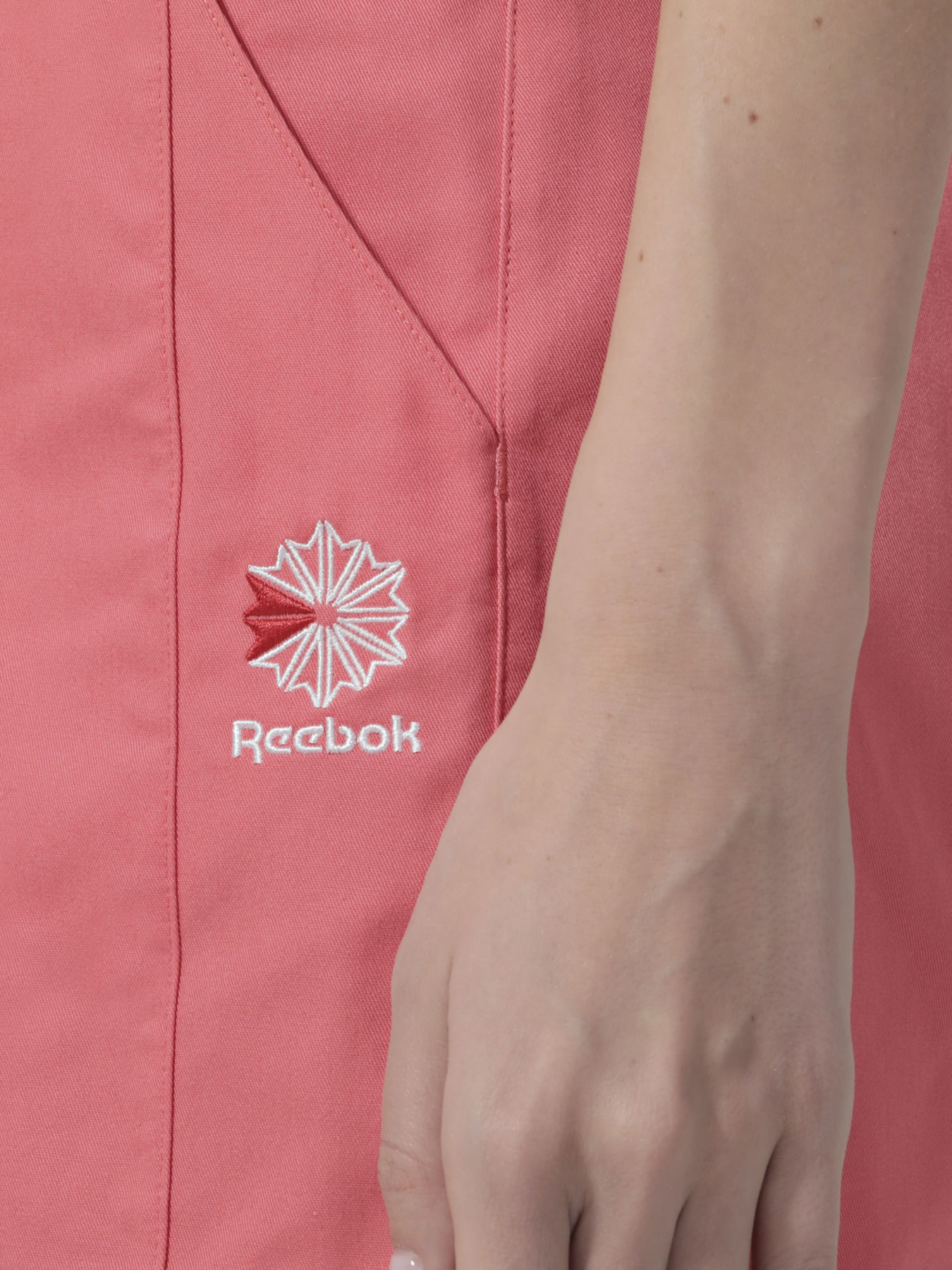 Шорти Reebok Classics модель EJ8782 Фото