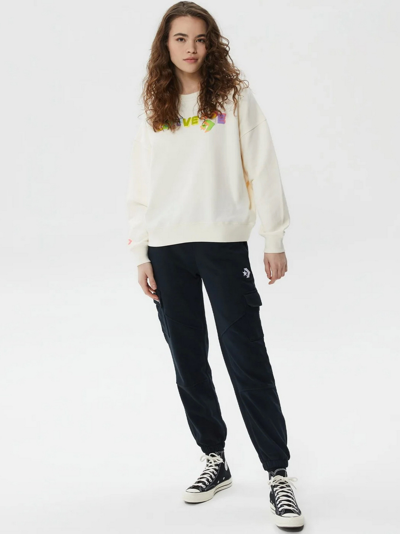 Худі та світшоти CONVERSE Heavyweight Graphic Crew модель 10025069-286 Худі та світшоти CONVERSE Heavyweight Graphic Crew модель 10025069-286 Фото