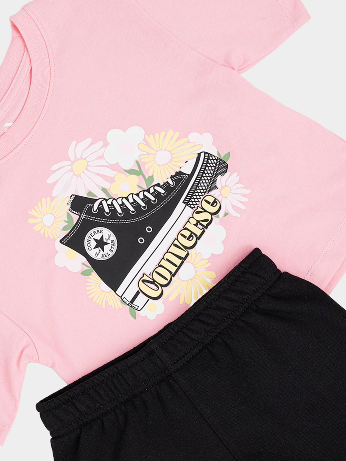 Костюмы CONVERSE FLORAL SNEAKER TEE - SHORTS модель 3CH108-023 Костюмы CONVERSE FLORAL SNEAKER TEE - SHORTS модель 3CH108-023 Фото