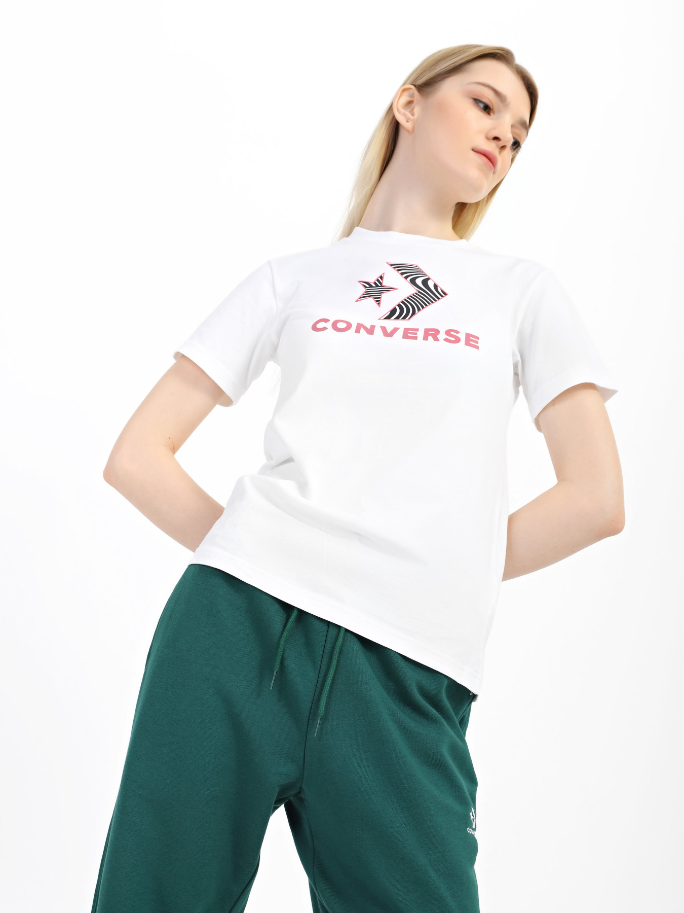 Футболки и поло CONVERSE Star Chevron модель 10024022-102 Фото