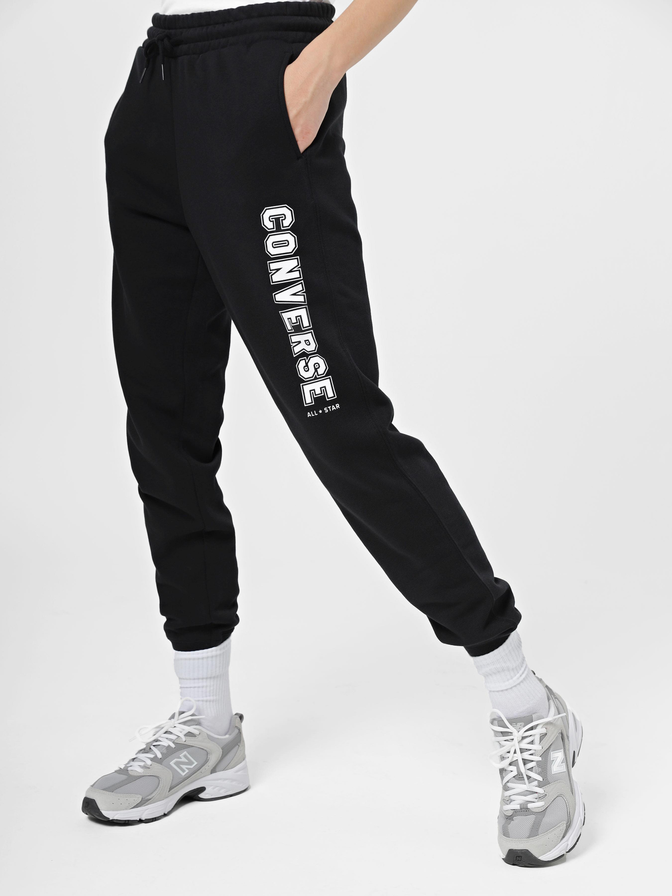 Штани CONVERSE Classic Fit All Star Wearers Left модель 10025410-001 Штани CONVERSE Classic Fit All Star Wearers Left модель 10025410-001 Фото