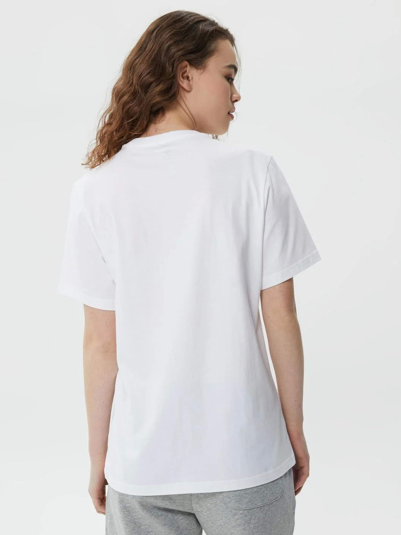 Футболки и поло CONVERSE STANDARD FIT CENTER FRONT LARG модель 10025458-102 Фото