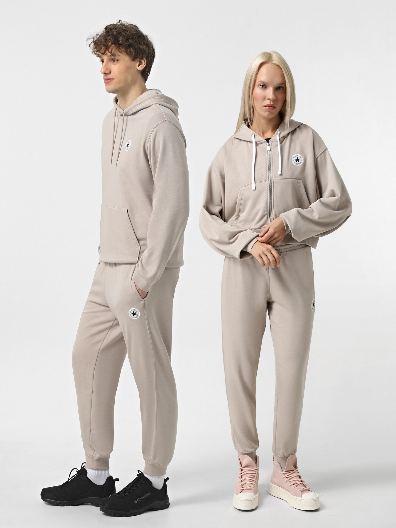 Штани CONVERSE CORE CHUCK PATCH модель 10026982-251 Штани CONVERSE CORE CHUCK PATCH модель 10026982-251 Фото