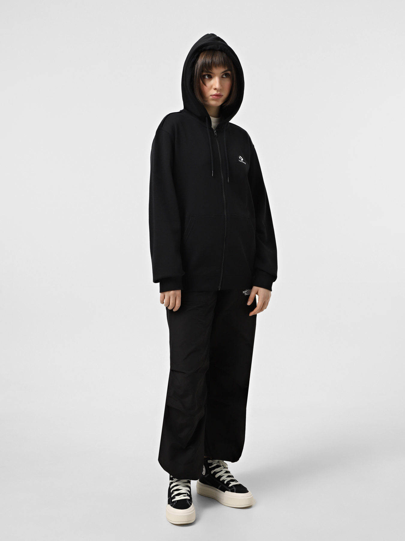 Худи и свитшоты CONVERSE STAR CHEVRON FULL ZIP модель 10023871-001 Фото