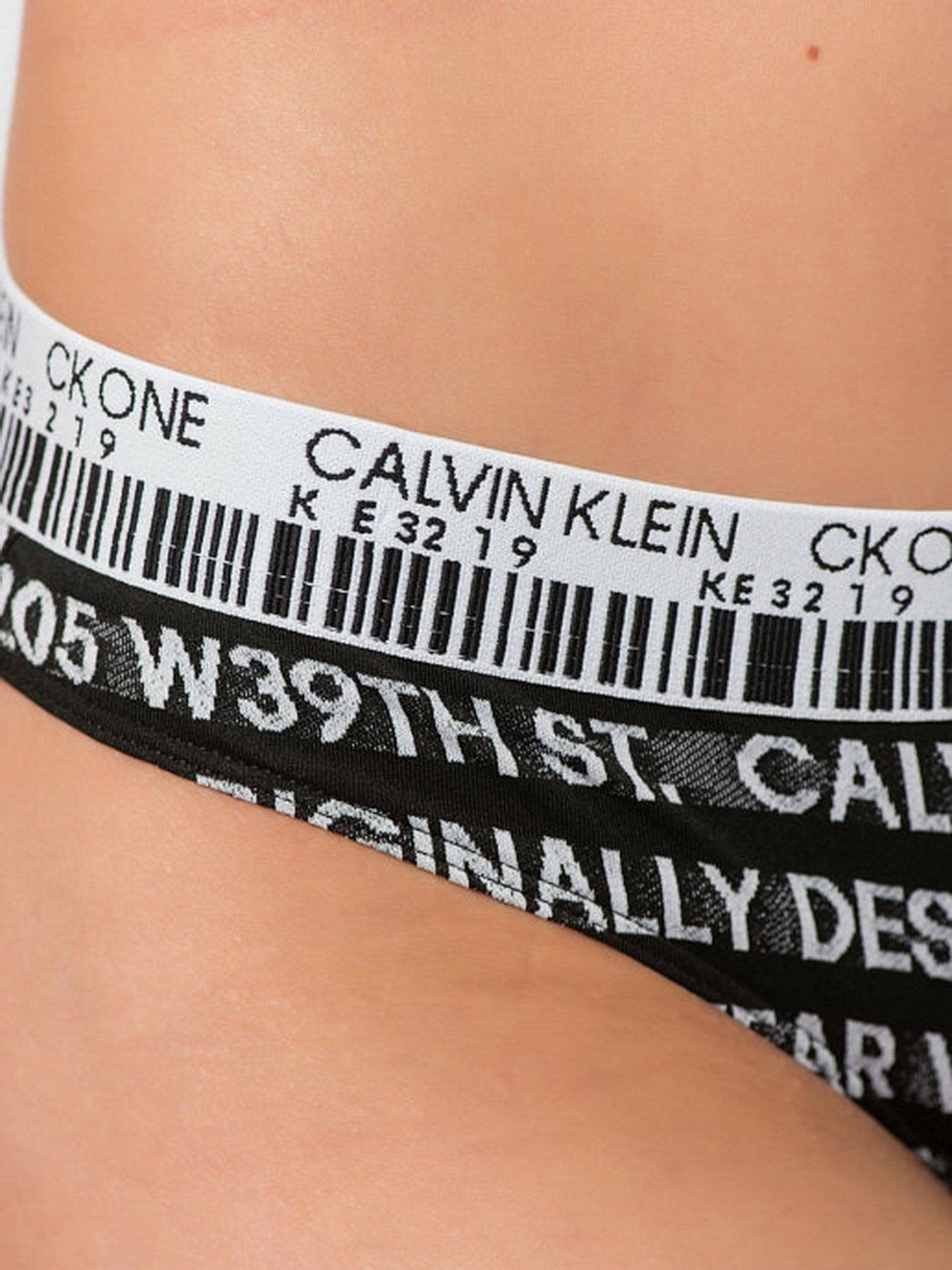 Нижнее белье Calvin Klein Underwear модель QF6185E_B0C Фото