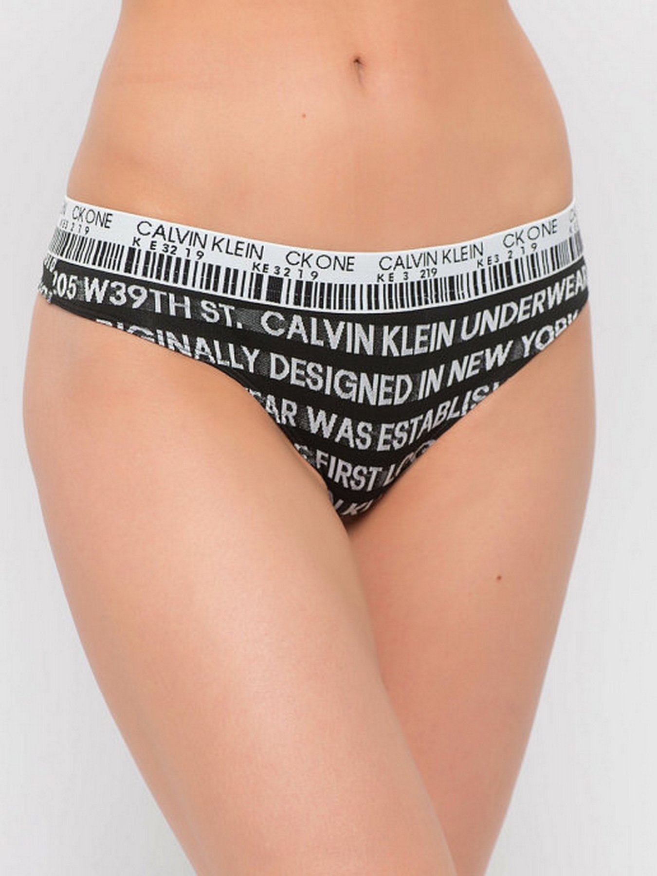 Нижнее белье Calvin Klein Underwear модель QF6185E_B0C Фото