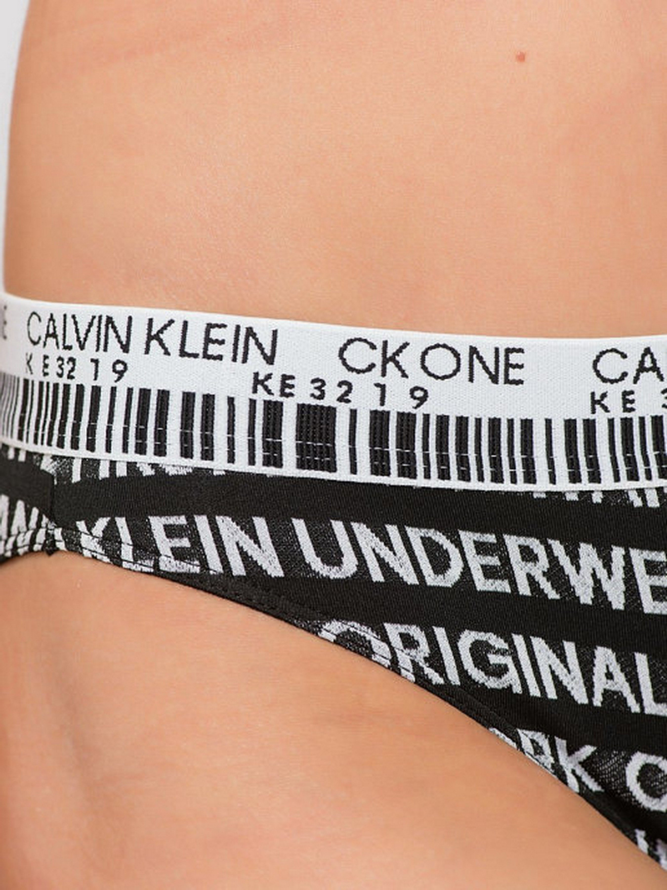 Нижнее белье Calvin Klein Underwear модель QF6186E_B0C Нижнее белье Calvin Klein Underwear модель QF6186E_B0C Фото