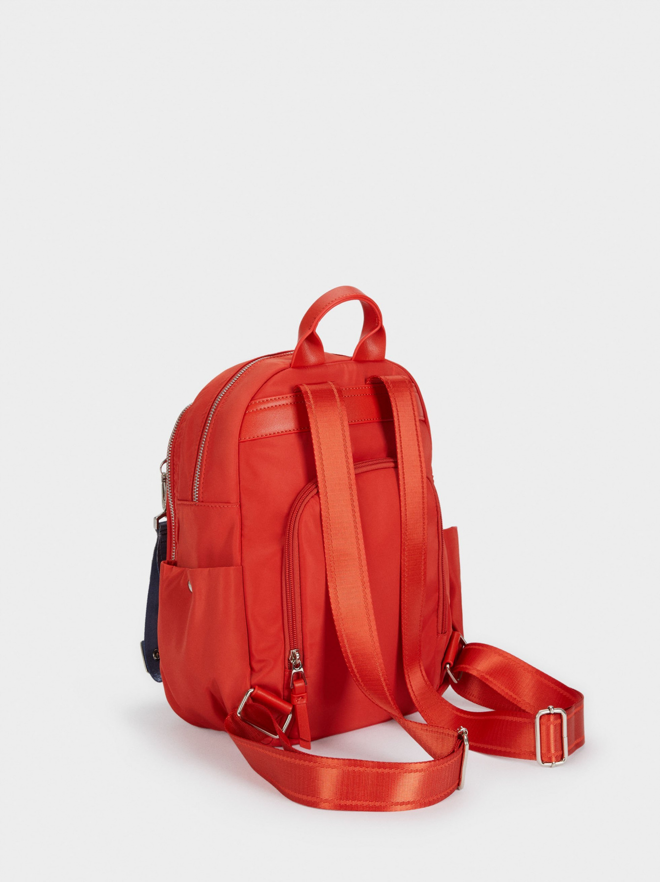 Рюкзаки Parfois модель 1Y2892 Рюкзаки Parfois модель 1Y2892 Фото