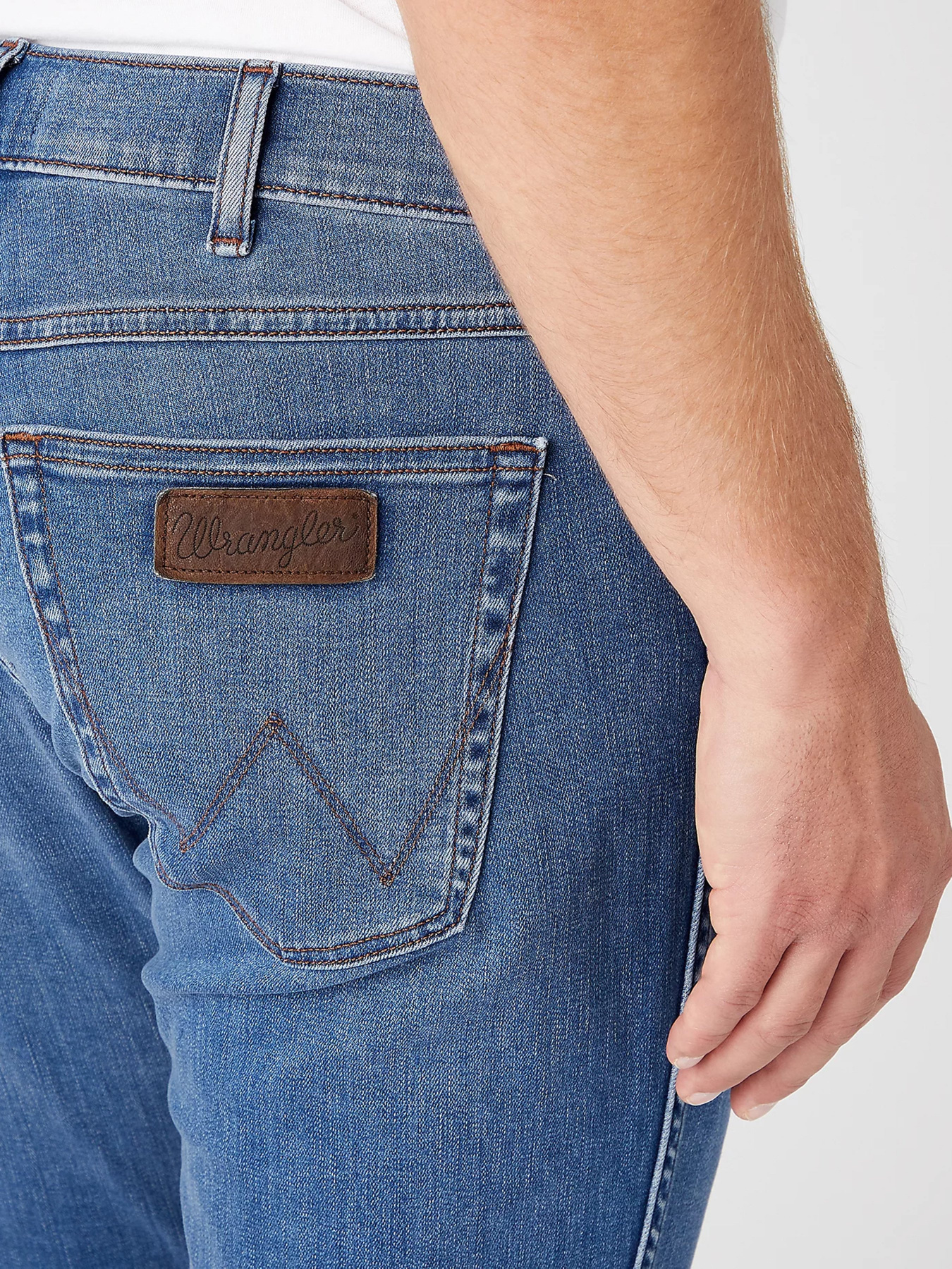 Джинсы Wrangler модель W15QMU91Q_32 Фото