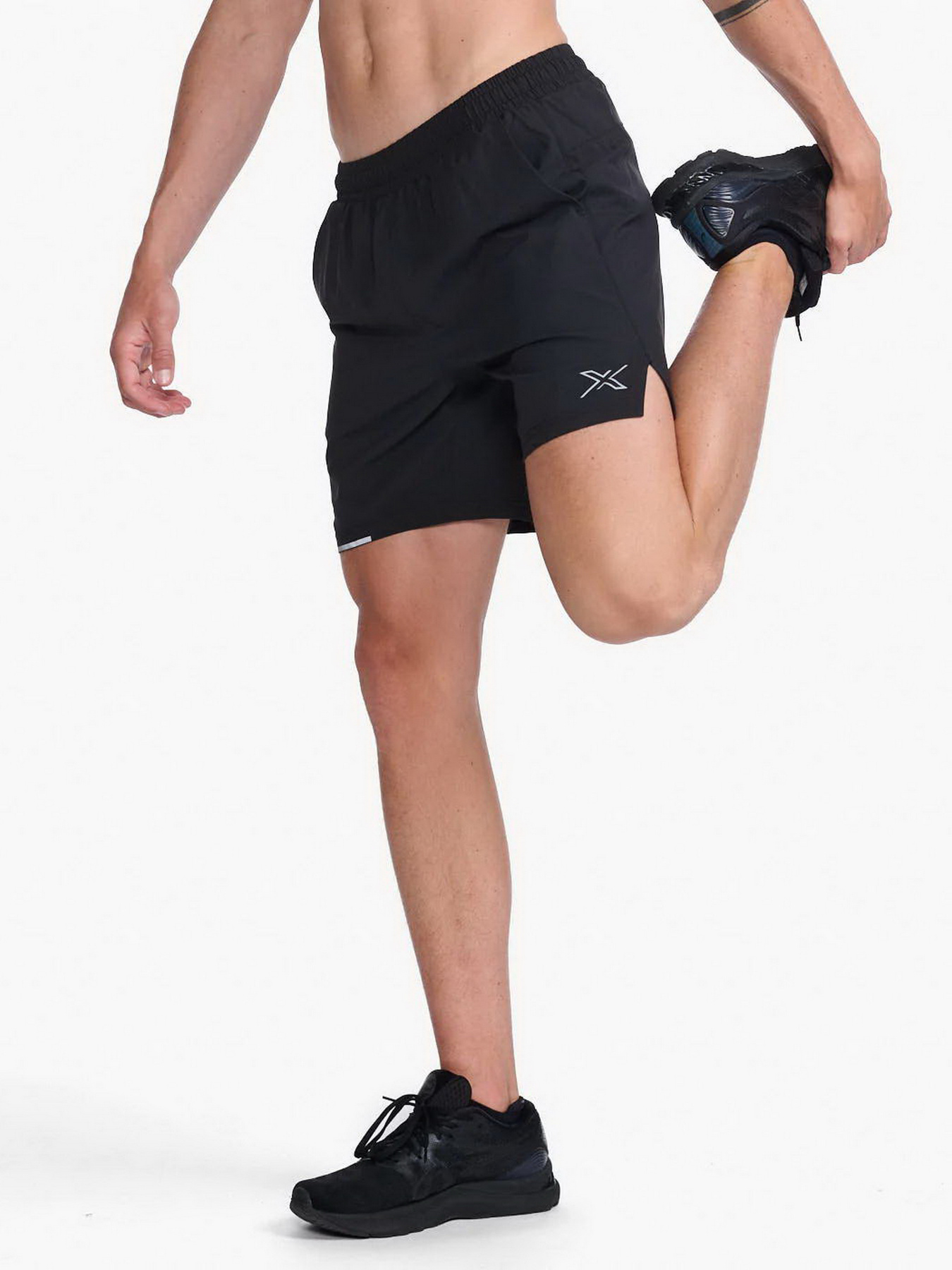 Шорти 2XU Aero 7" модель MR6904b-BLK/SRF Шорти 2XU Aero 7" модель MR6904b-BLK/SRF Фото