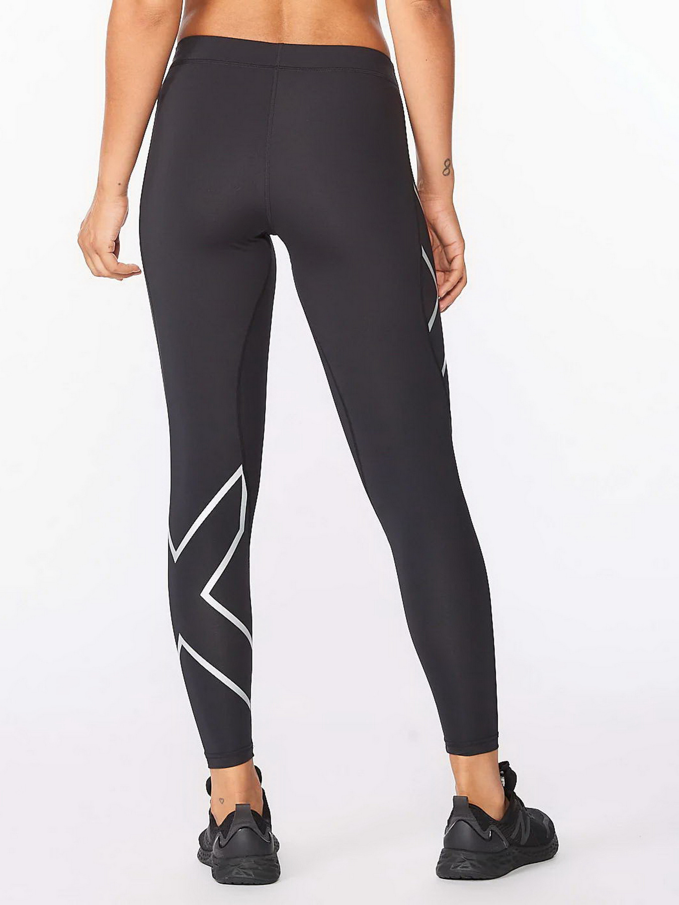Брюки 2XU Core модель WA4173b-BLK/SIL Брюки 2XU Core модель WA4173b-BLK/SIL Фото