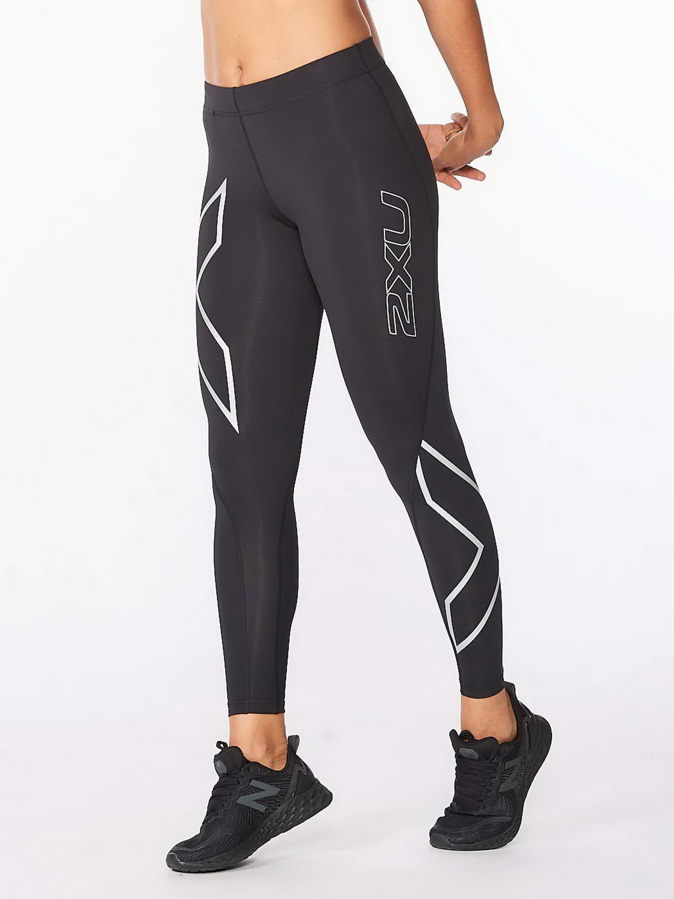 Брюки 2XU Core модель WA4173b-BLK/SIL Брюки 2XU Core модель WA4173b-BLK/SIL Фото