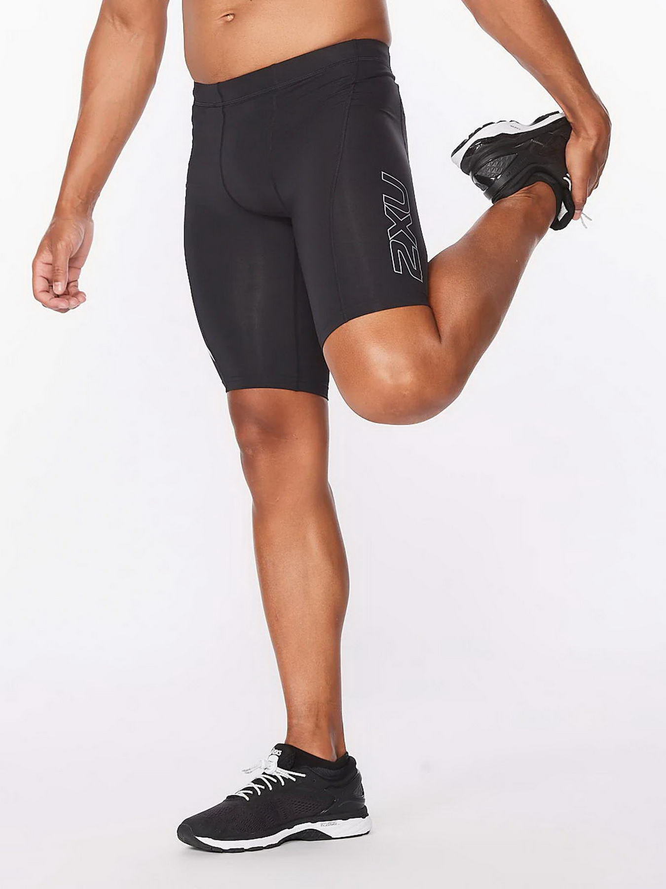 Шорти 2XU Core модель MA3851b-BLK/SIL Фото