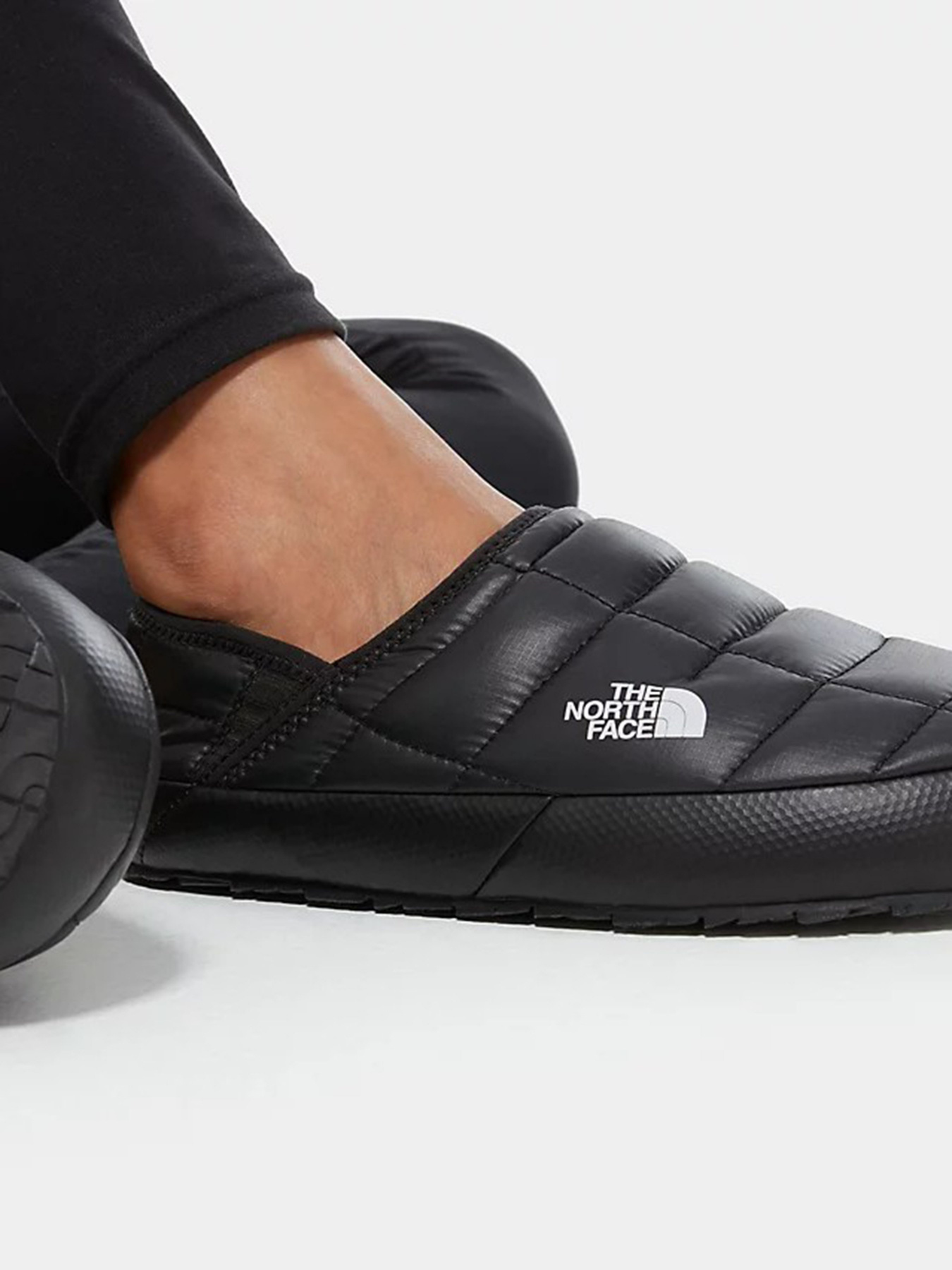 Слипоны и мокасины The North Face ThermoBall™ V модель NF0A3V1HKX71 Фото
