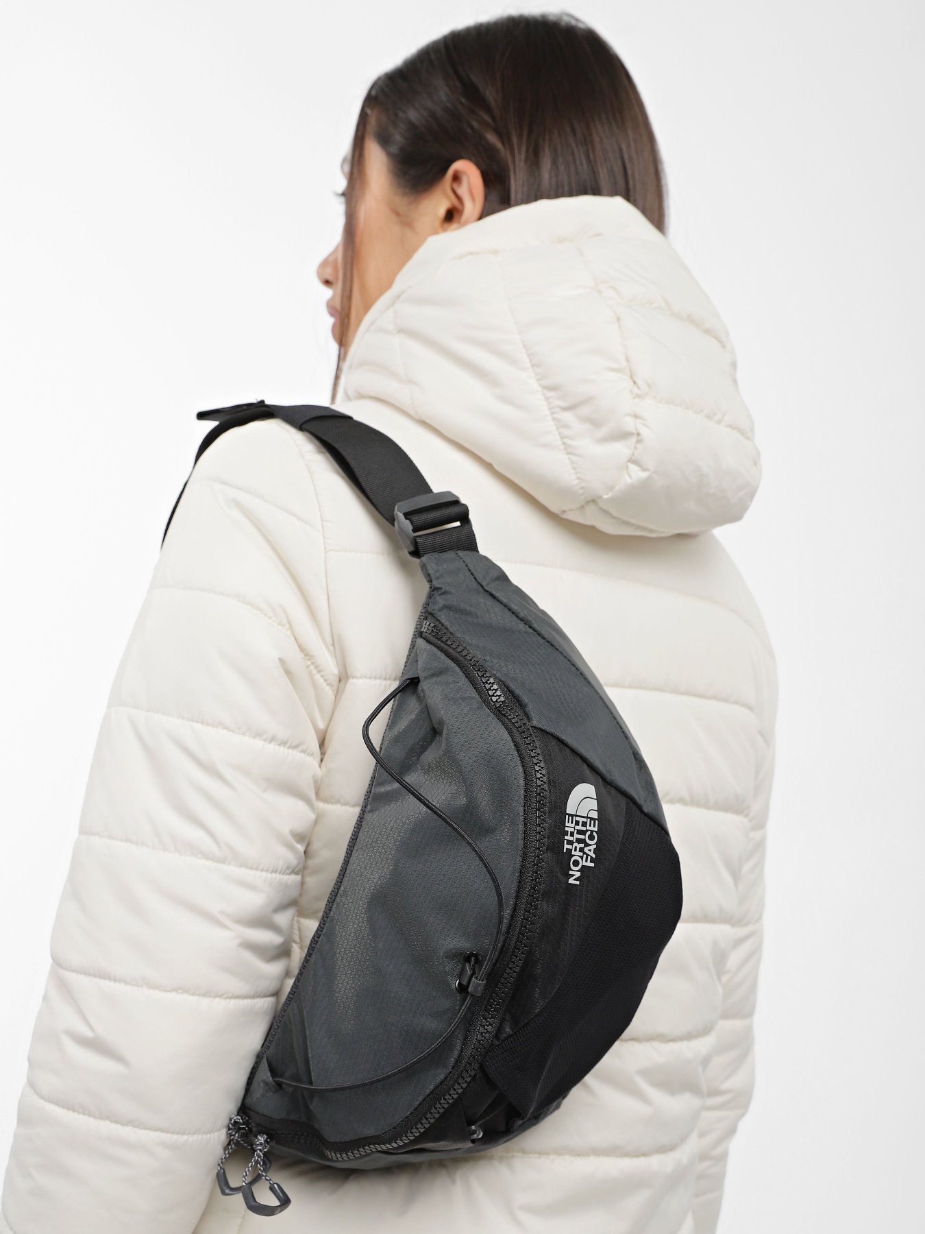 Сумки The North Face Lumbnical модель NF0A3S7ZMN81 Сумки The North Face Lumbnical модель NF0A3S7ZMN81 Фото