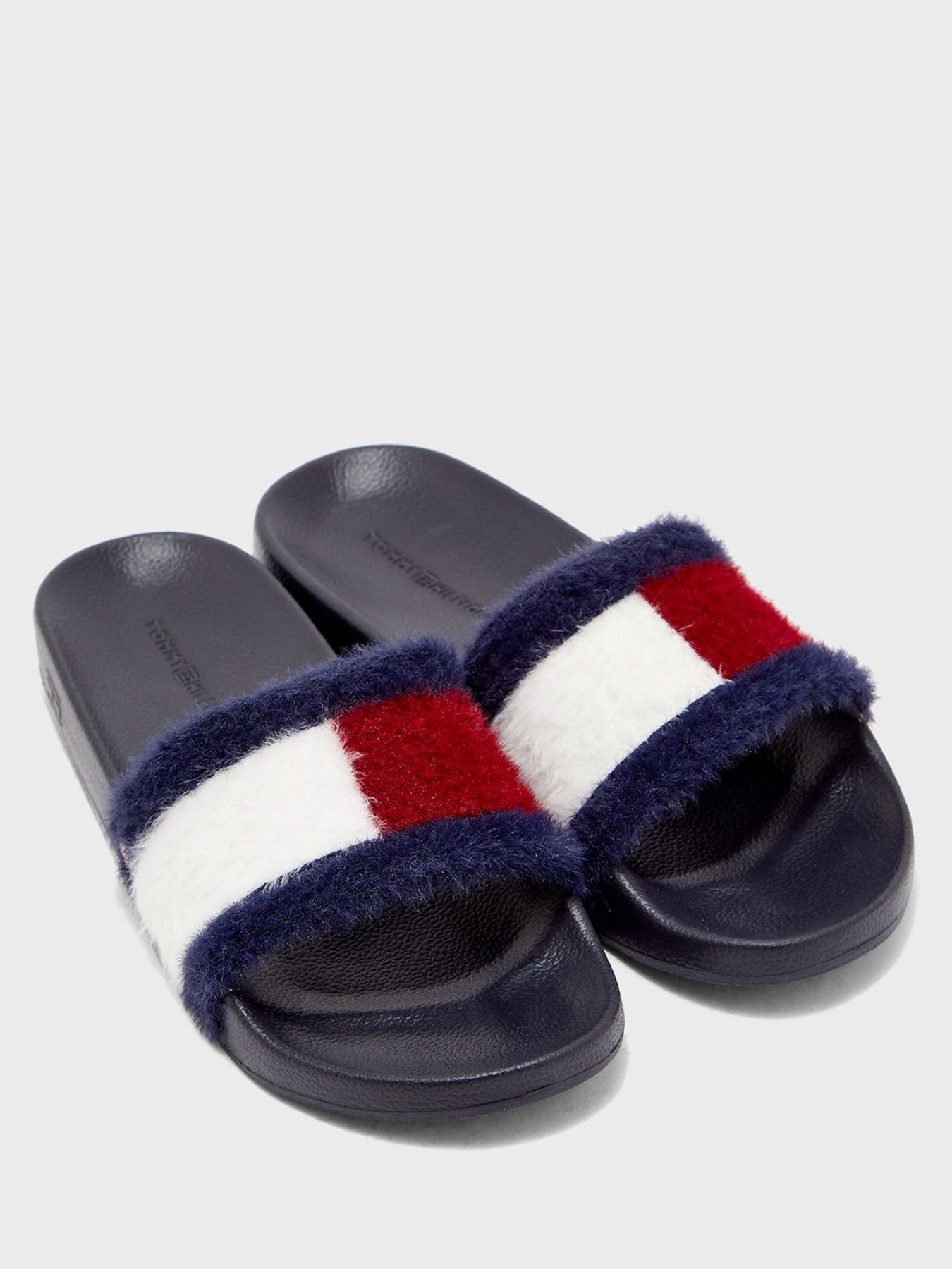 Шлёпанцы Tommy Hilfiger модель FW0FW04620-DW5 Фото