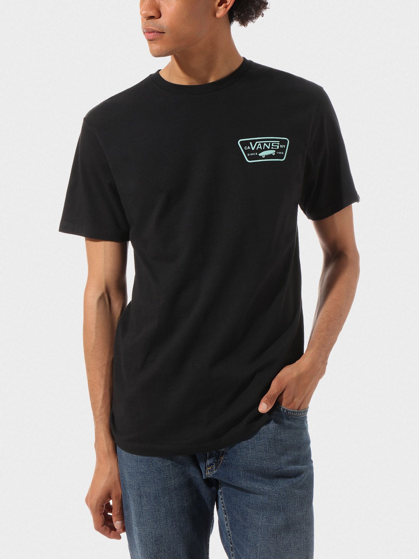 Футболки і поло Vans FULL PATCH BACK SS модель VN0A3H5KYLO Фото