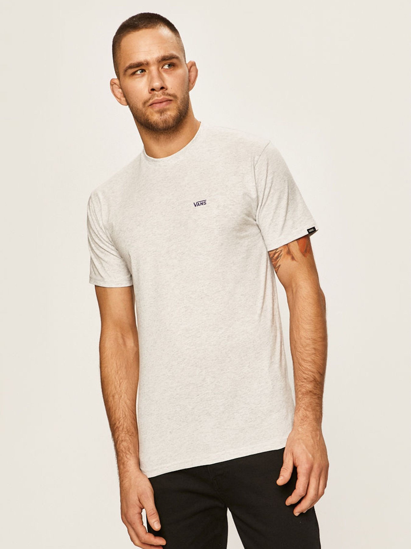 Футболки і поло Vans LEFT CHEST LOGO TEE модель VN0A3CZEYKY Фото