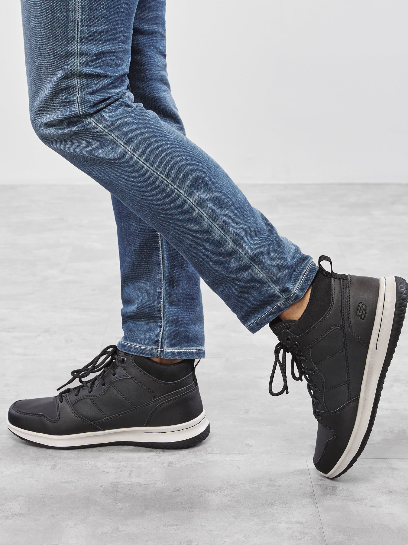 Черевики та чоботи Skechers Delson - Ralcon модель 210229 BLK Черевики та чоботи Skechers Delson - Ralcon модель 210229 BLK Фото