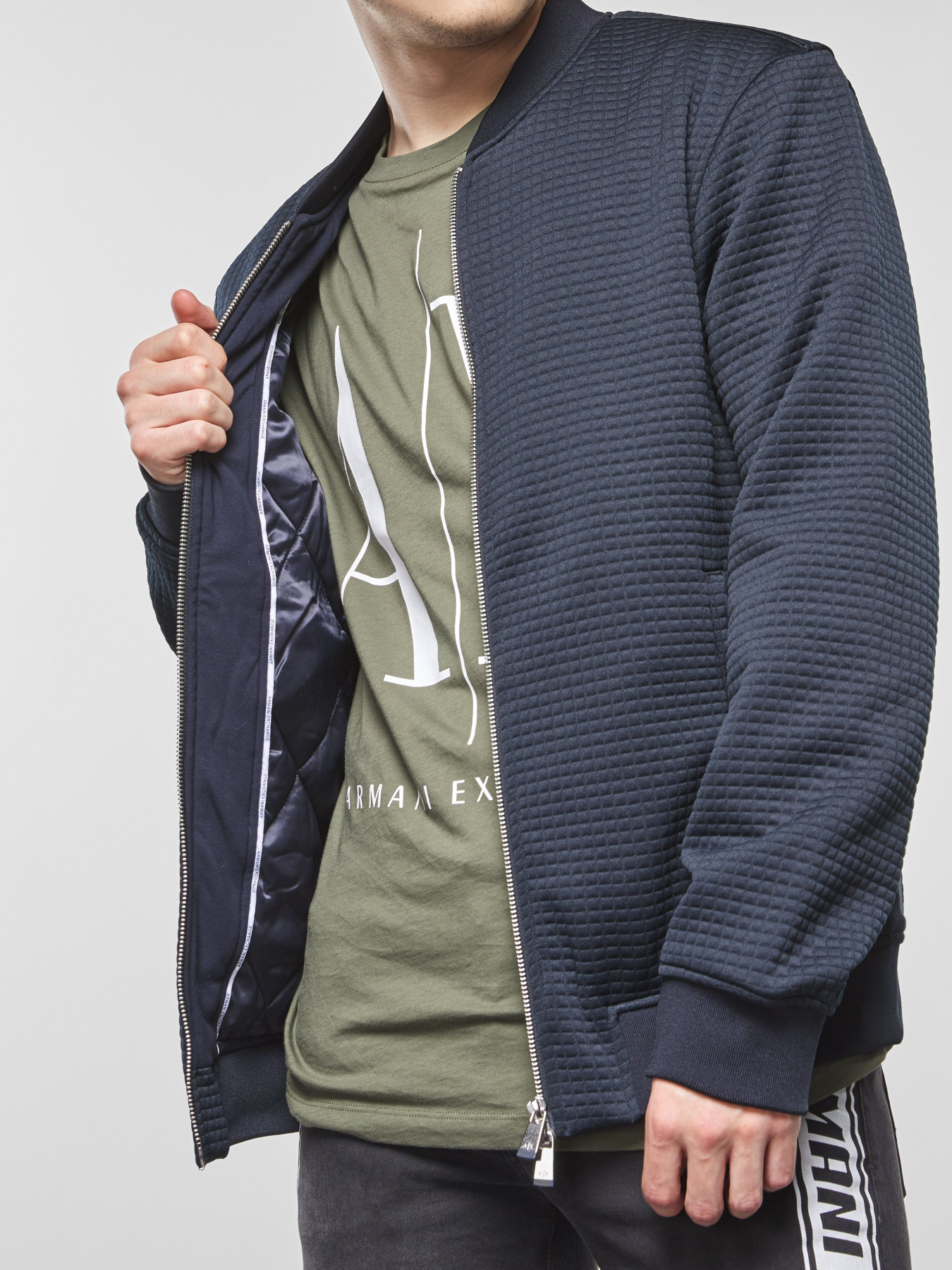 Куртки и дубленки Armani Exchange модель 3HZB80-ZJT4Z-1510 Фото