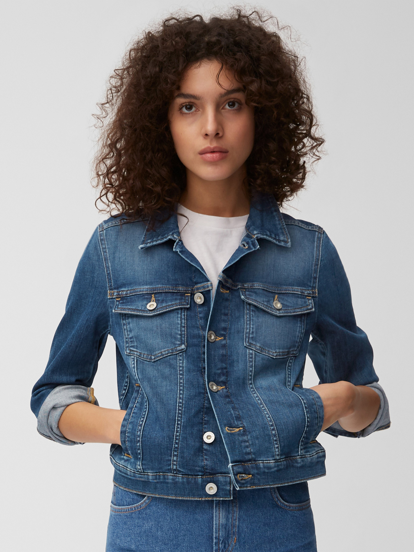 Куртки та дублянки Marc O’Polo модель M02911025035-020 Фото