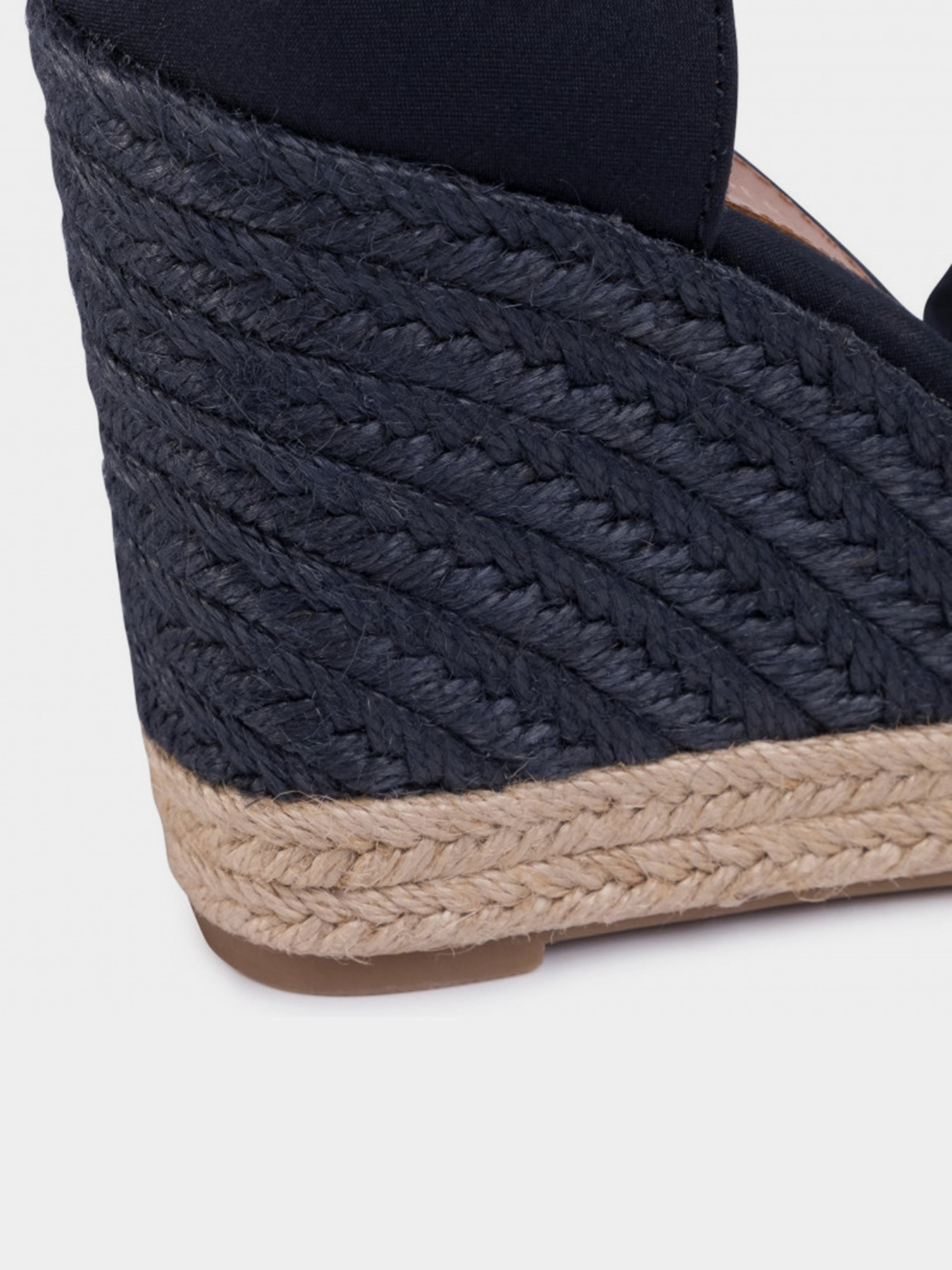 Босоніжки Tommy Hilfiger модель FW0FW04784-DW5 Босоніжки Tommy Hilfiger модель FW0FW04784-DW5 Фото