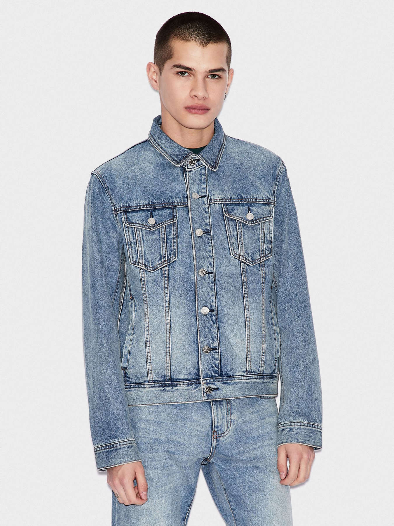 Куртки и дубленки Armani Exchange модель 8NZBP1-Z1P1Z-1500 Фото