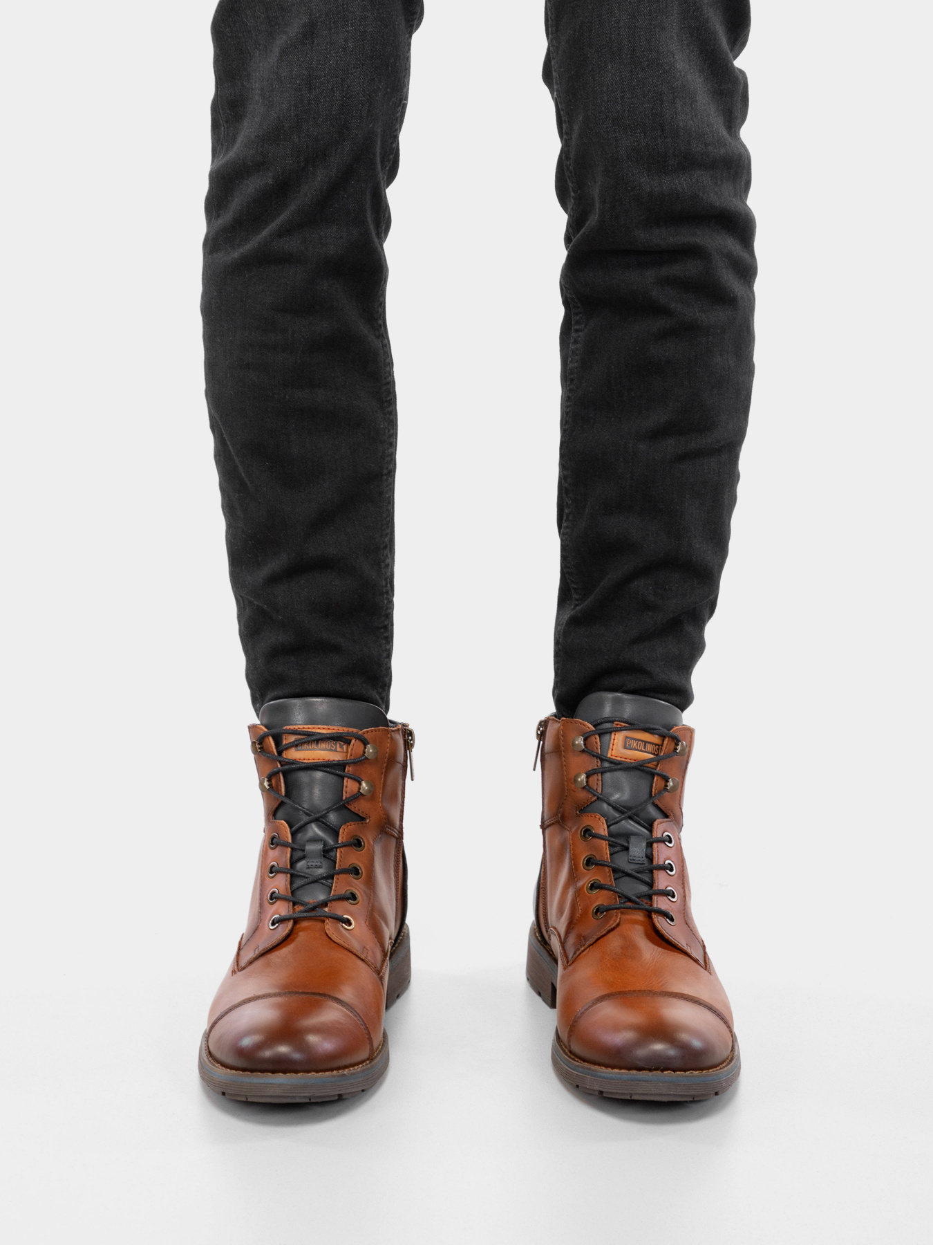 Черевики та чоботи PIKOLINOS York M2M модель M2M-8170-CUERO Фото