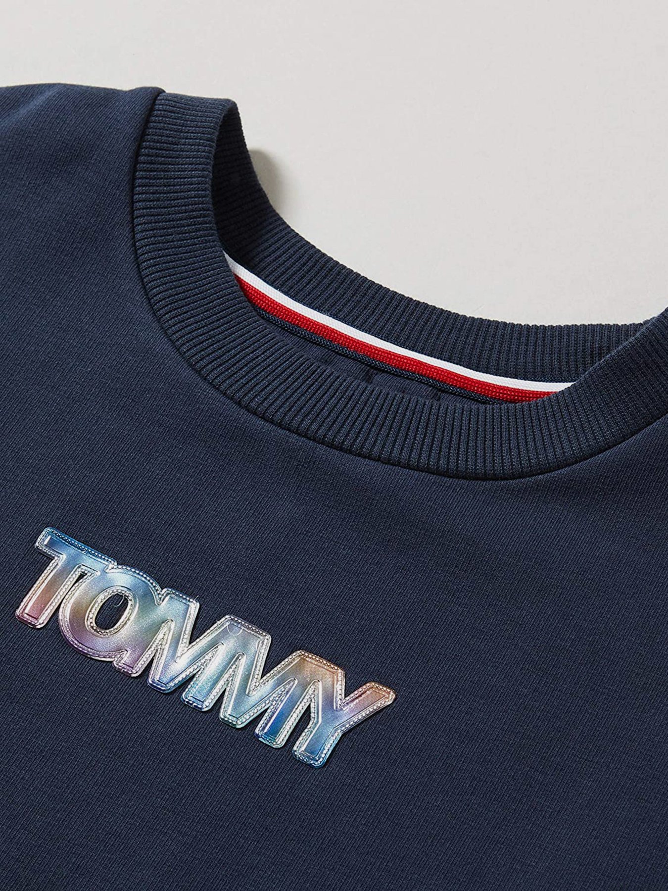 Худі та світшоти Tommy Hilfiger модель KG0KG05493-C87 Худі та світшоти Tommy Hilfiger модель KG0KG05493-C87 Фото