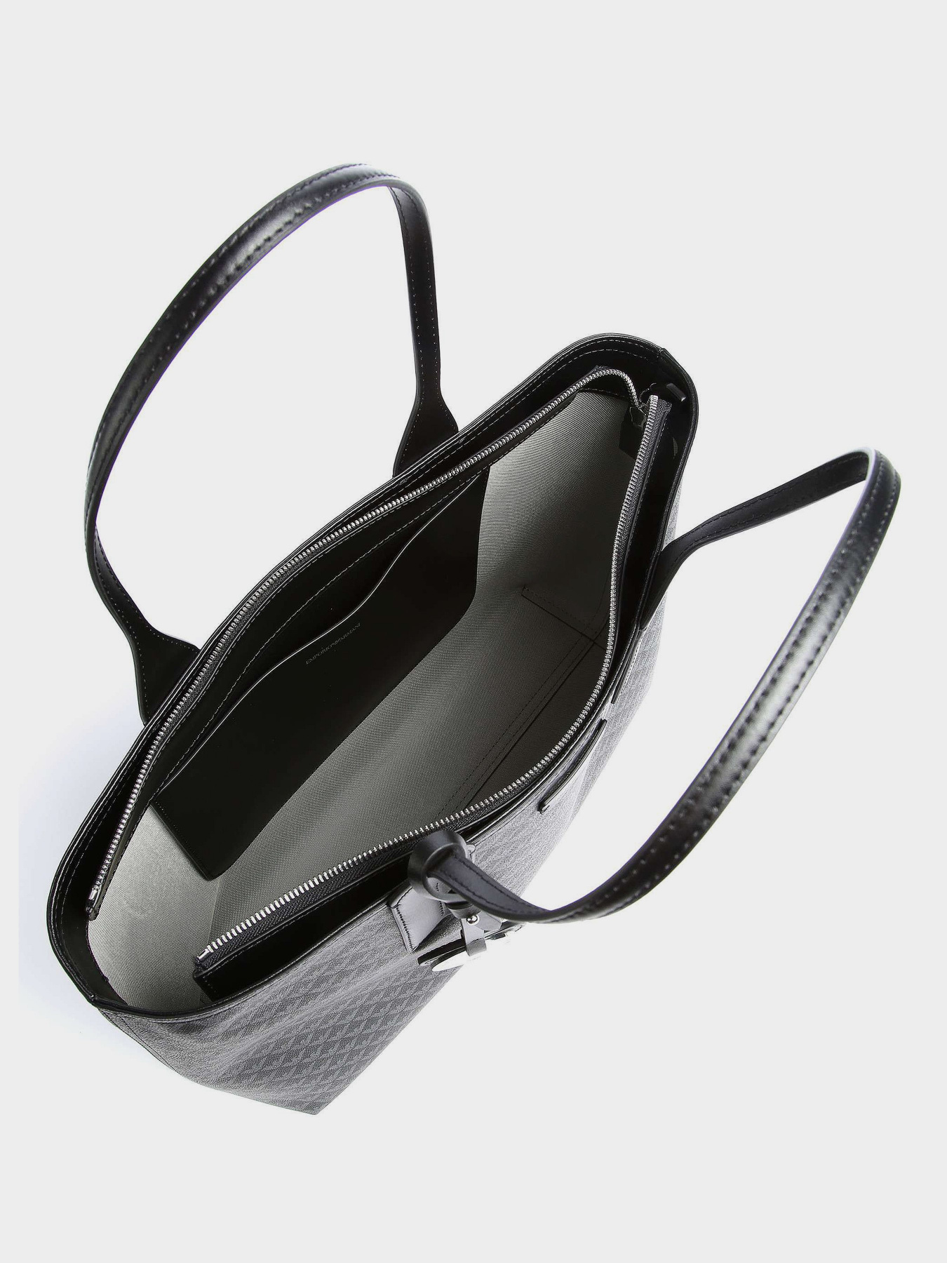 Сумки Emporio Armani модель Y3D099-YFG5E-88291 Сумки Emporio Armani модель Y3D099-YFG5E-88291 Фото