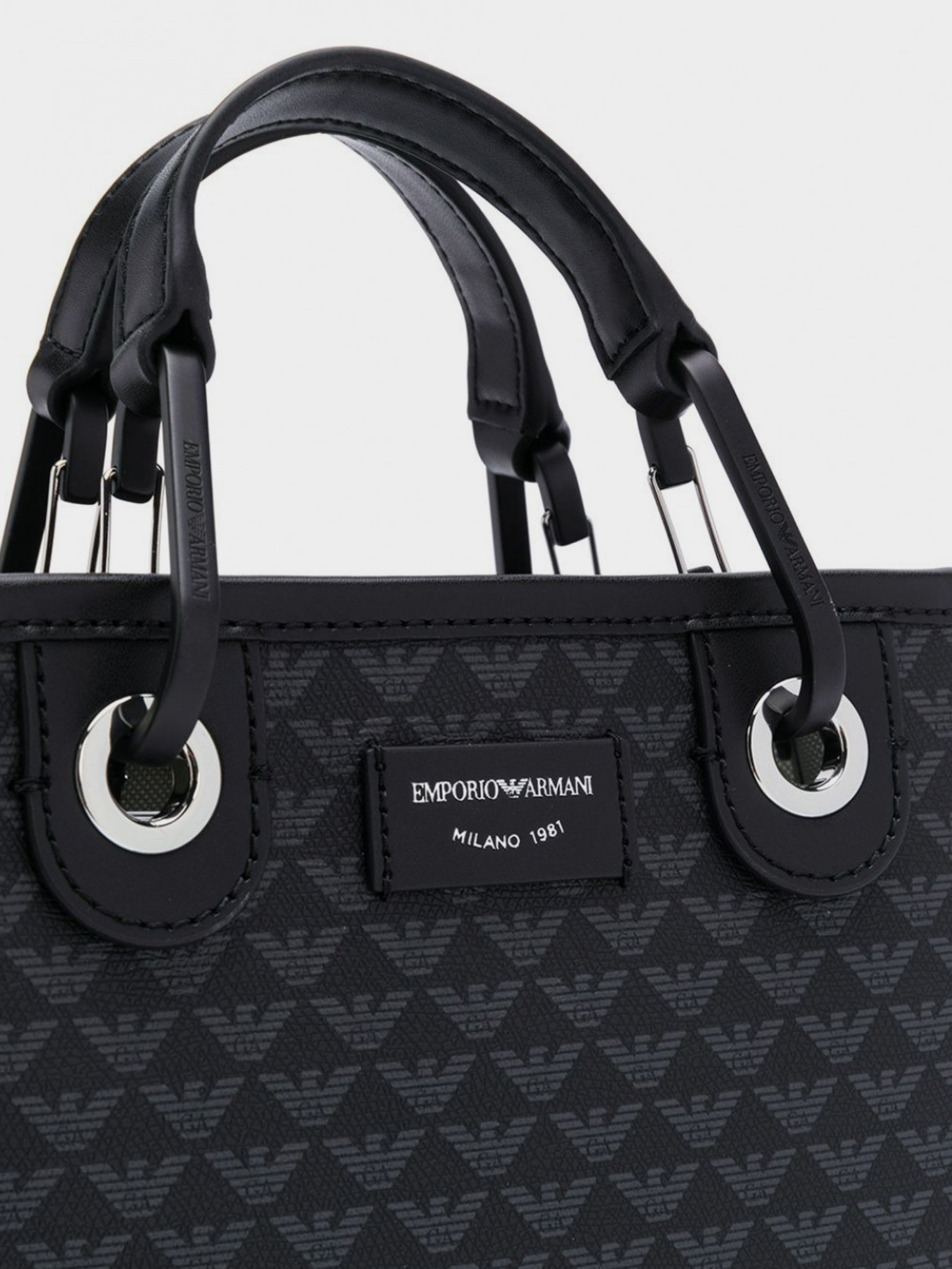 Сумки Emporio Armani модель Y3D176-YFG5X-88291 Фото