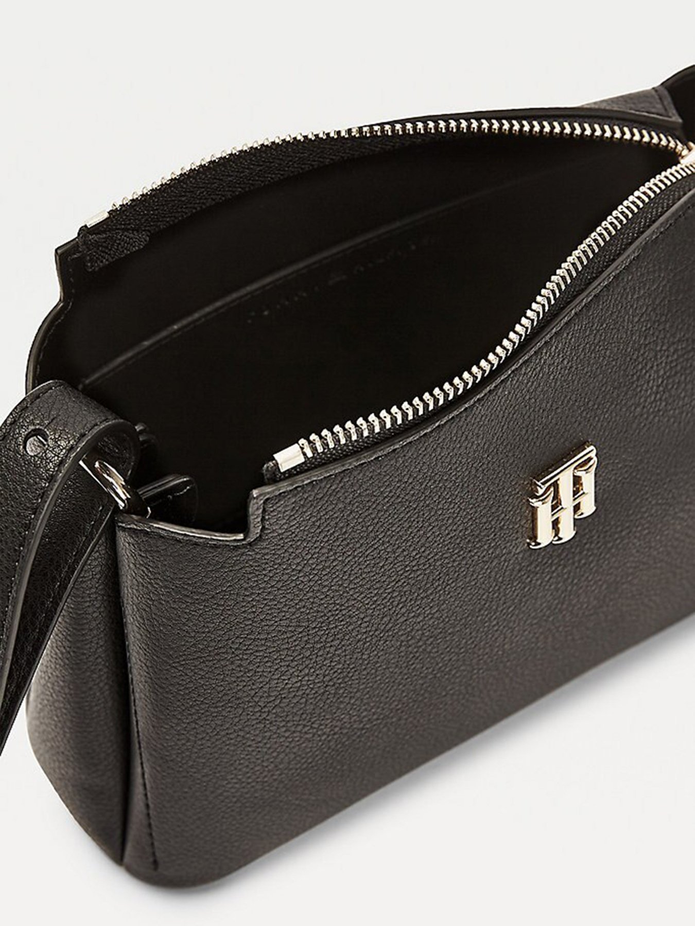 Сумки Tommy Hilfiger Signature модель AW0AW08791-0GJ Фото