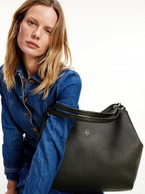Сумки Tommy Hilfiger Essence модель AW0AW08843-0GJ Фото