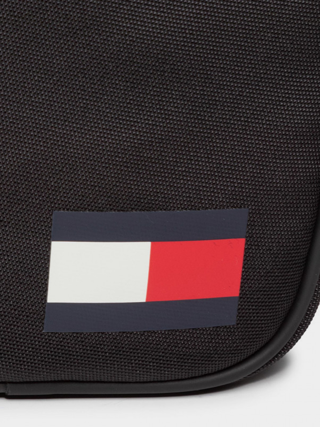 Сумки Tommy Hilfiger модель AM0AM06494-BDS Фото