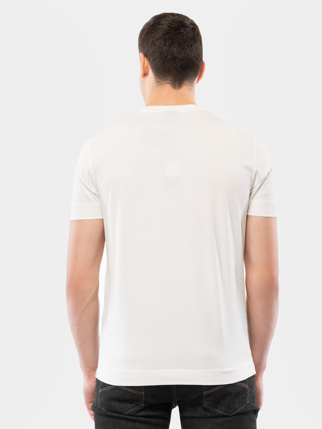 Футболки і поло Emporio Armani модель 6H1T8H-1JTUZ-0101 Футболки і поло Emporio Armani модель 6H1T8H-1JTUZ-0101 Фото