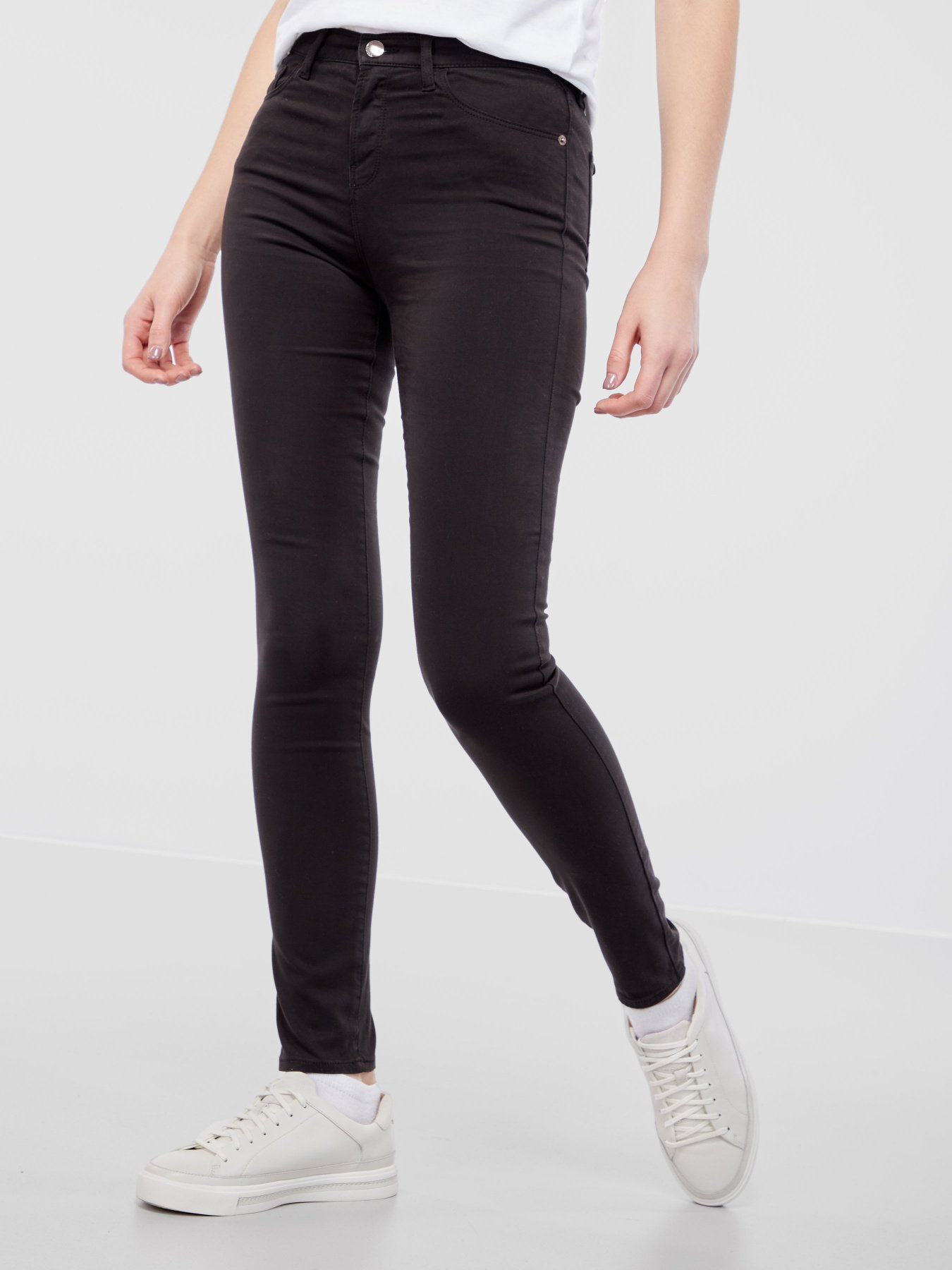 Джинсы Emporio Armani J20 модель 6H2J20-2N81Z-0999 Фото