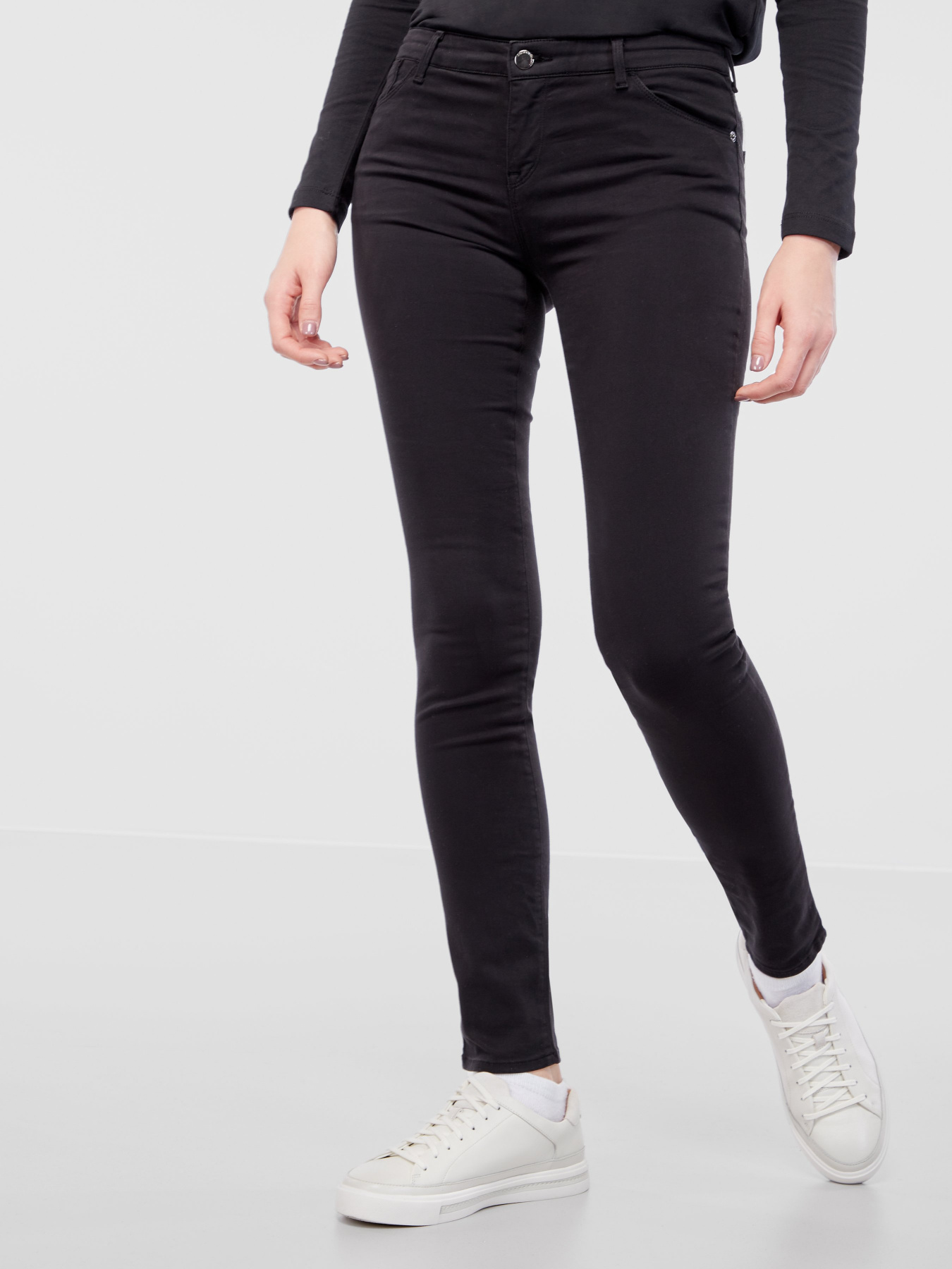 Джинсы Emporio Armani J23 модель 6H2J23-2N81Z-0999 Фото