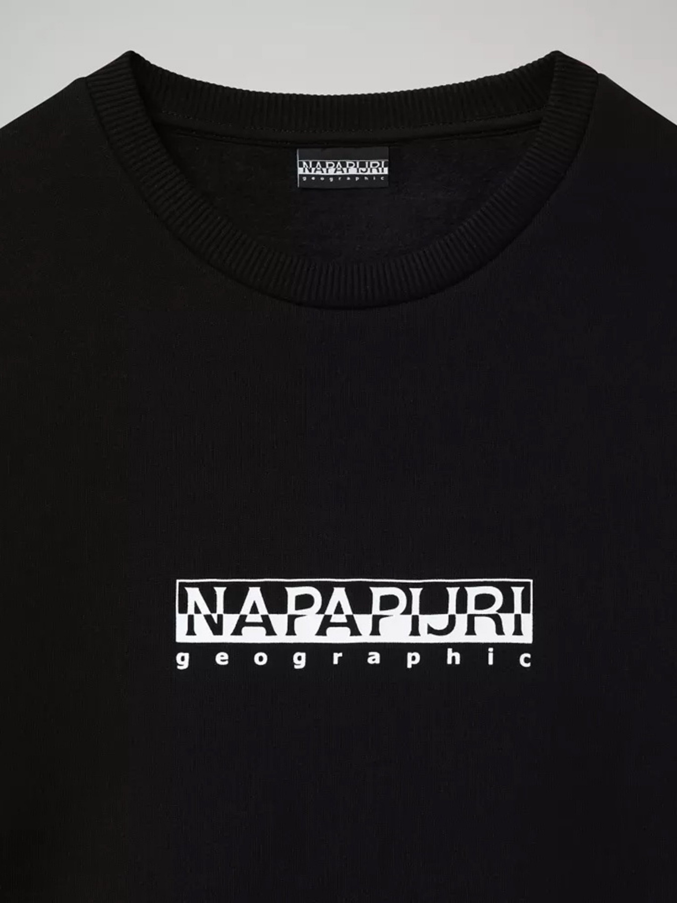 Худи и свитшоты Napapijri Sweatshirt Box модель NP0A4EIS0411 Фото