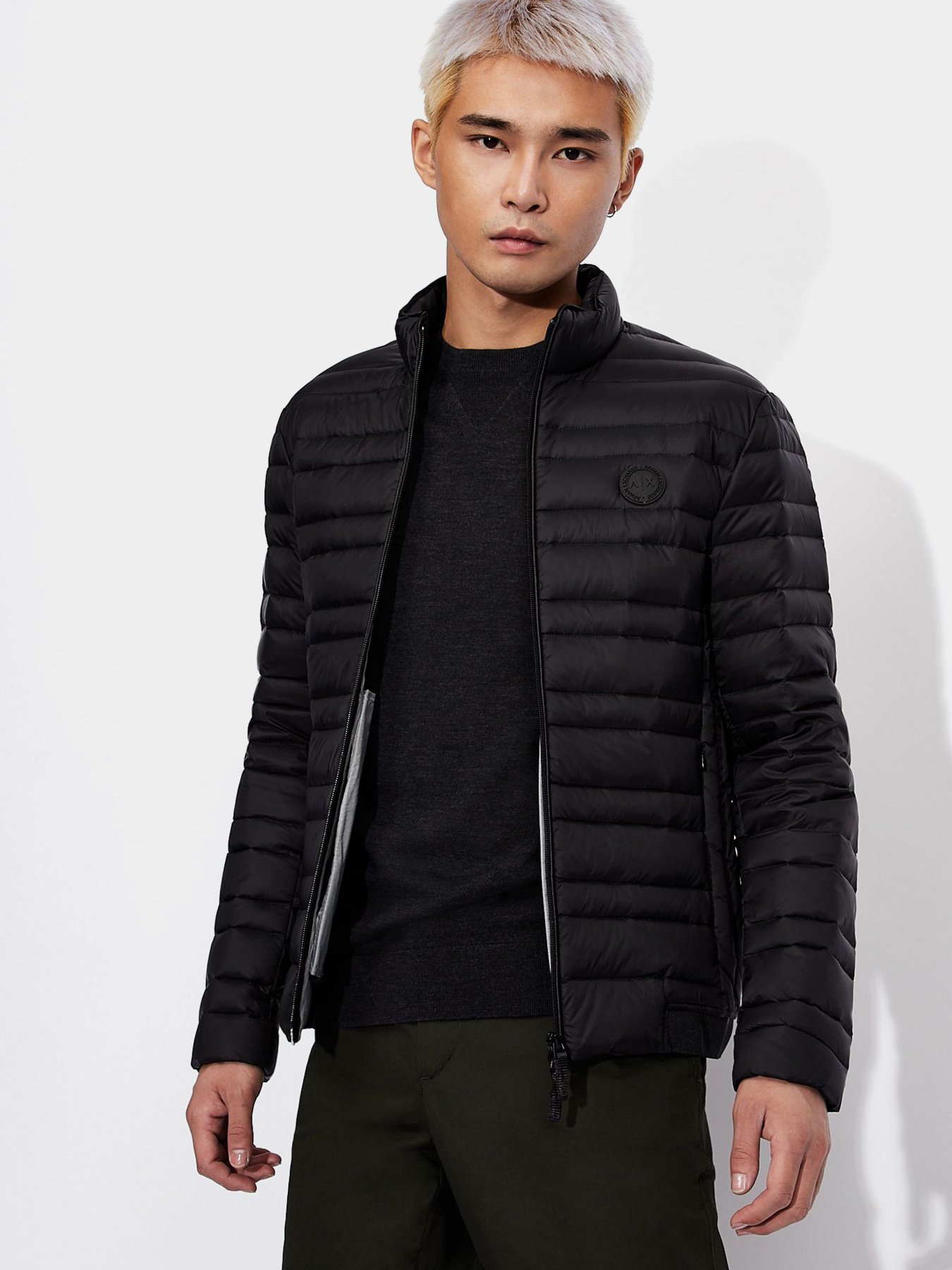 Куртки и дубленки Armani Exchange модель 8NZB51-ZNW3Z-0217 Фото