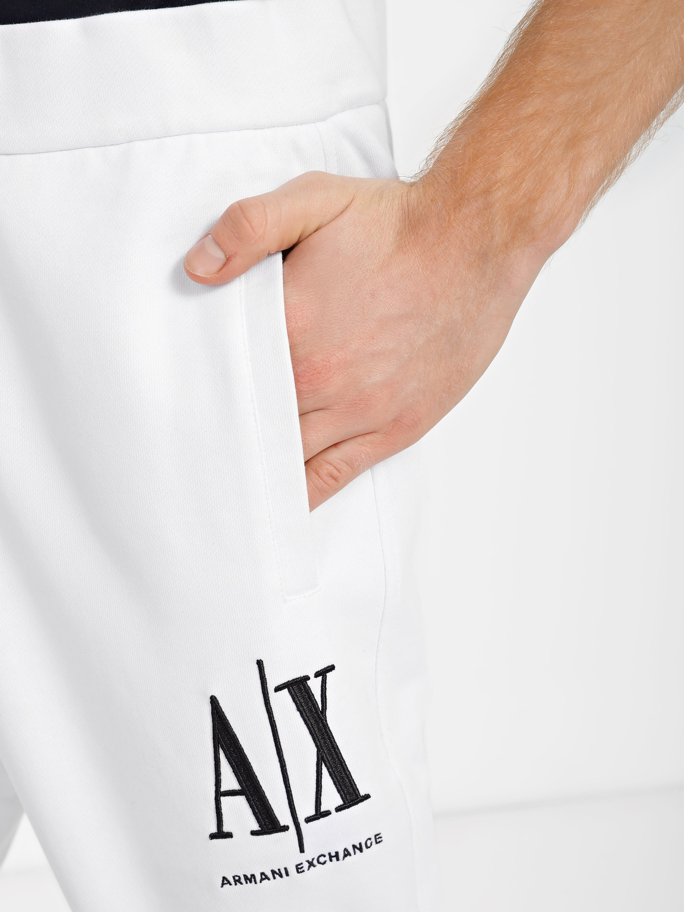 Брюки Armani Exchange модель 8NZPPA-ZJ1ZZ-1100 Фото