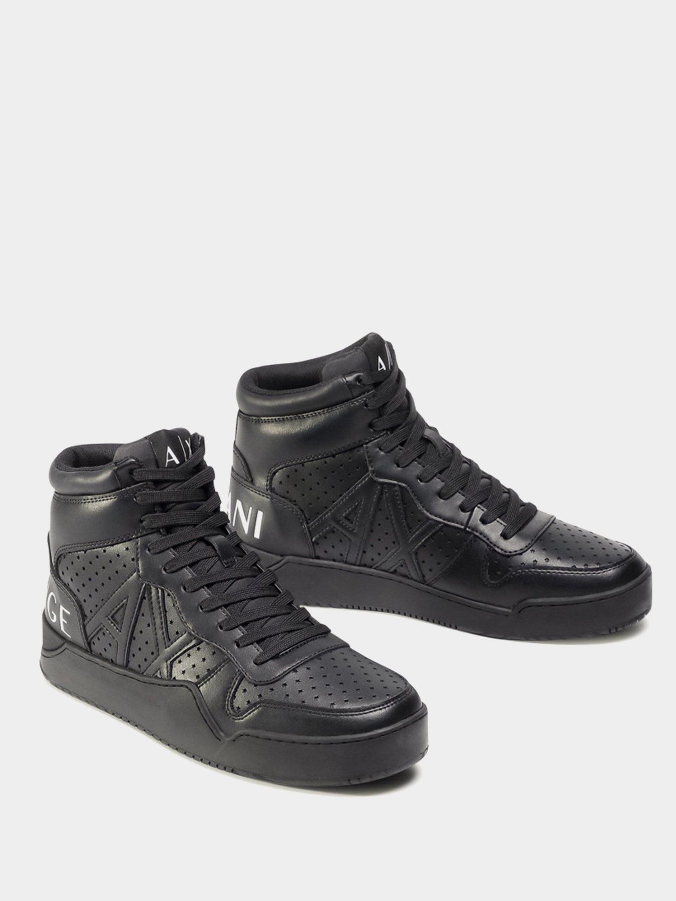Кросівки Armani Exchange модель XUZ003-XCC66-00002 Кросівки Armani Exchange модель XUZ003-XCC66-00002 Фото