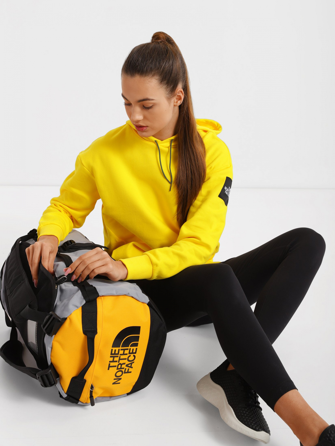 Дорожні сумки та валізи The North Face Gilman Duffel модель NF0A4VPZVP91 Дорожні сумки та валізи The North Face Gilman Duffel модель NF0A4VPZVP91 Фото