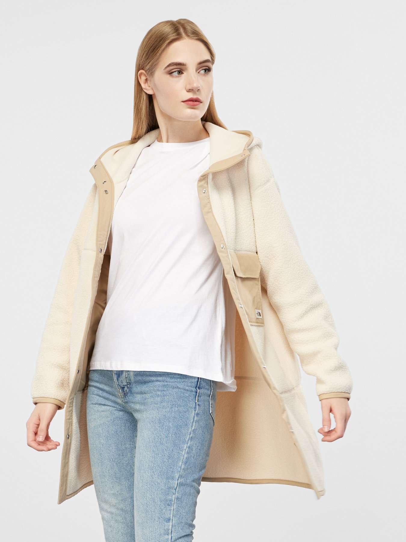 Куртки та дублянки The North Face Cragmont Chest Pocket модель NF0A4R3TU411 Фото