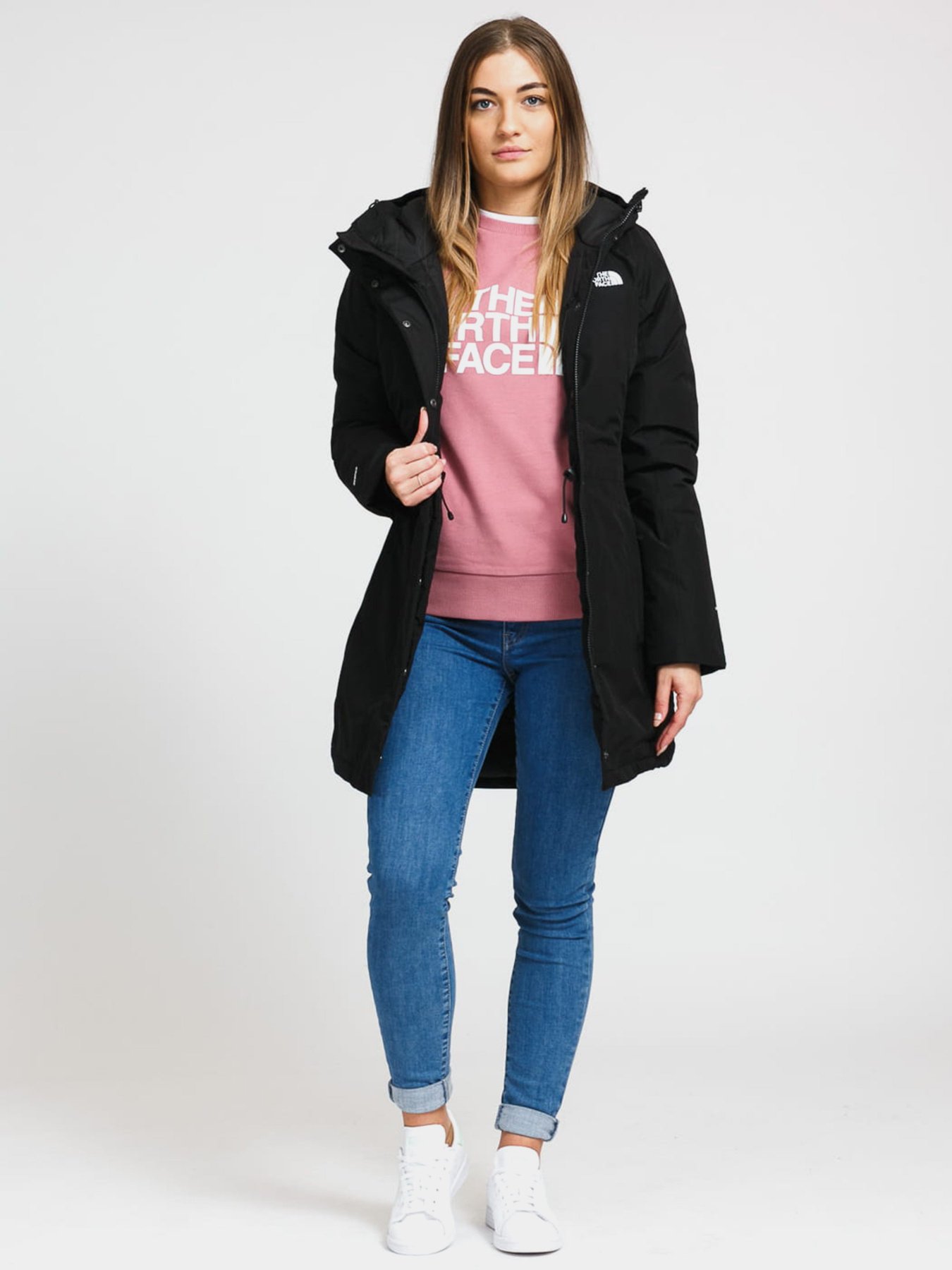Куртки та дублянки The North Face Recycled Brooklyn модель NF0A4M8XJK31 Фото