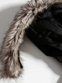 Куртки та дублянки The North Face Zaneck модель NF0A4M8YJK31 Фото